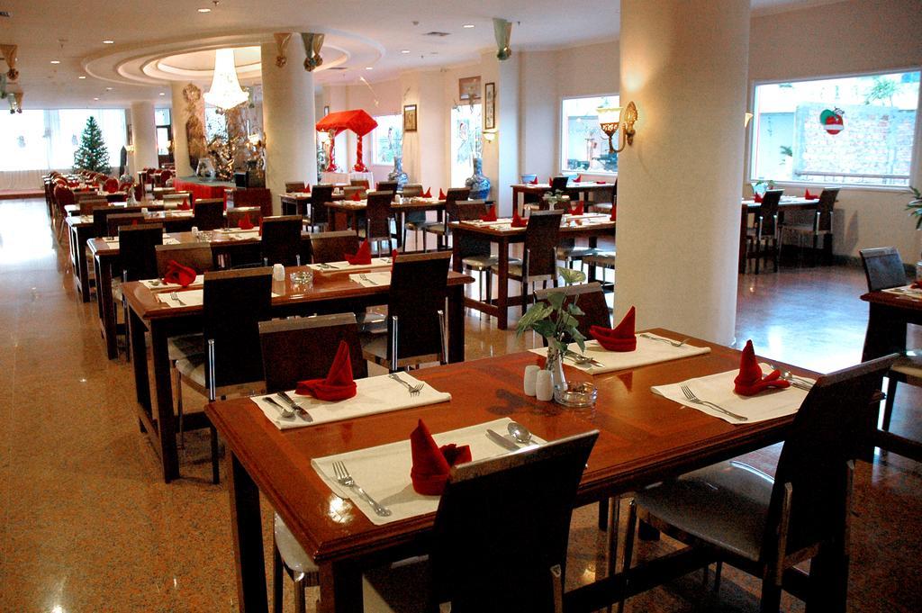 Grand Tiga Mustika Hotel